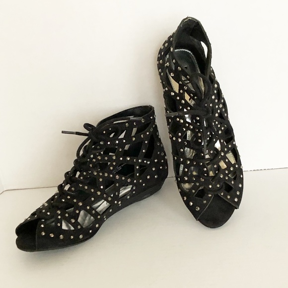Mia Lori Bootie Cut Out Studded Lace Up 6 - Picture 1 of 11